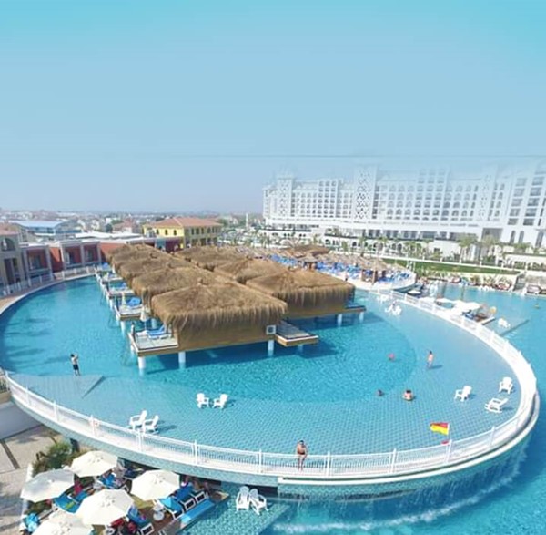 Saçaklı Ot Çatılar